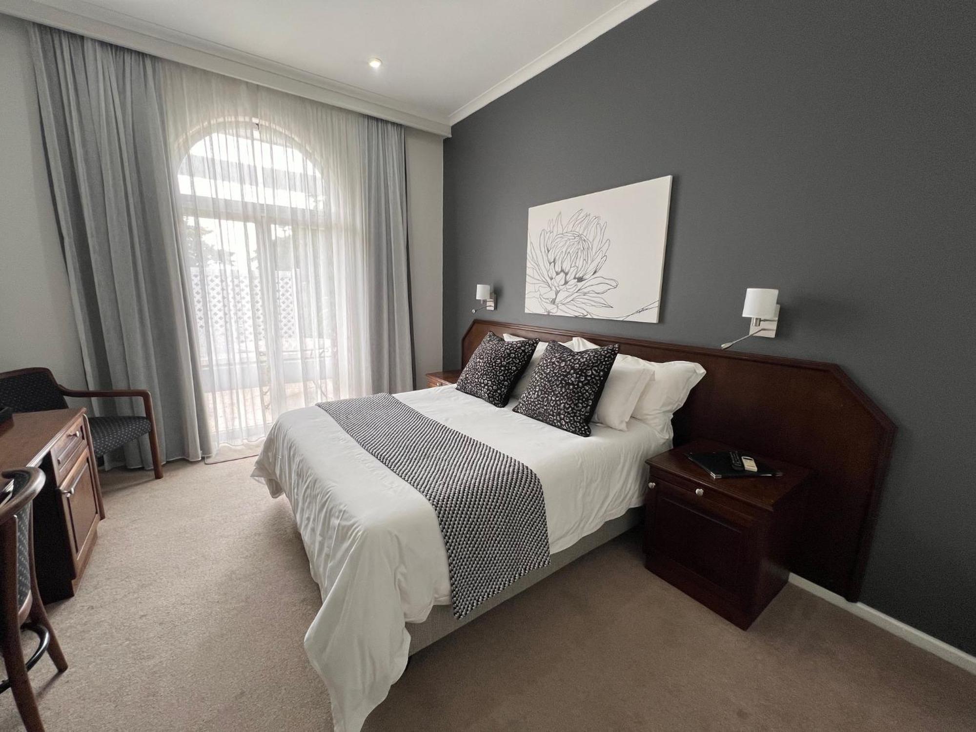 39 On Church Port Elizabeth Extérieur photo